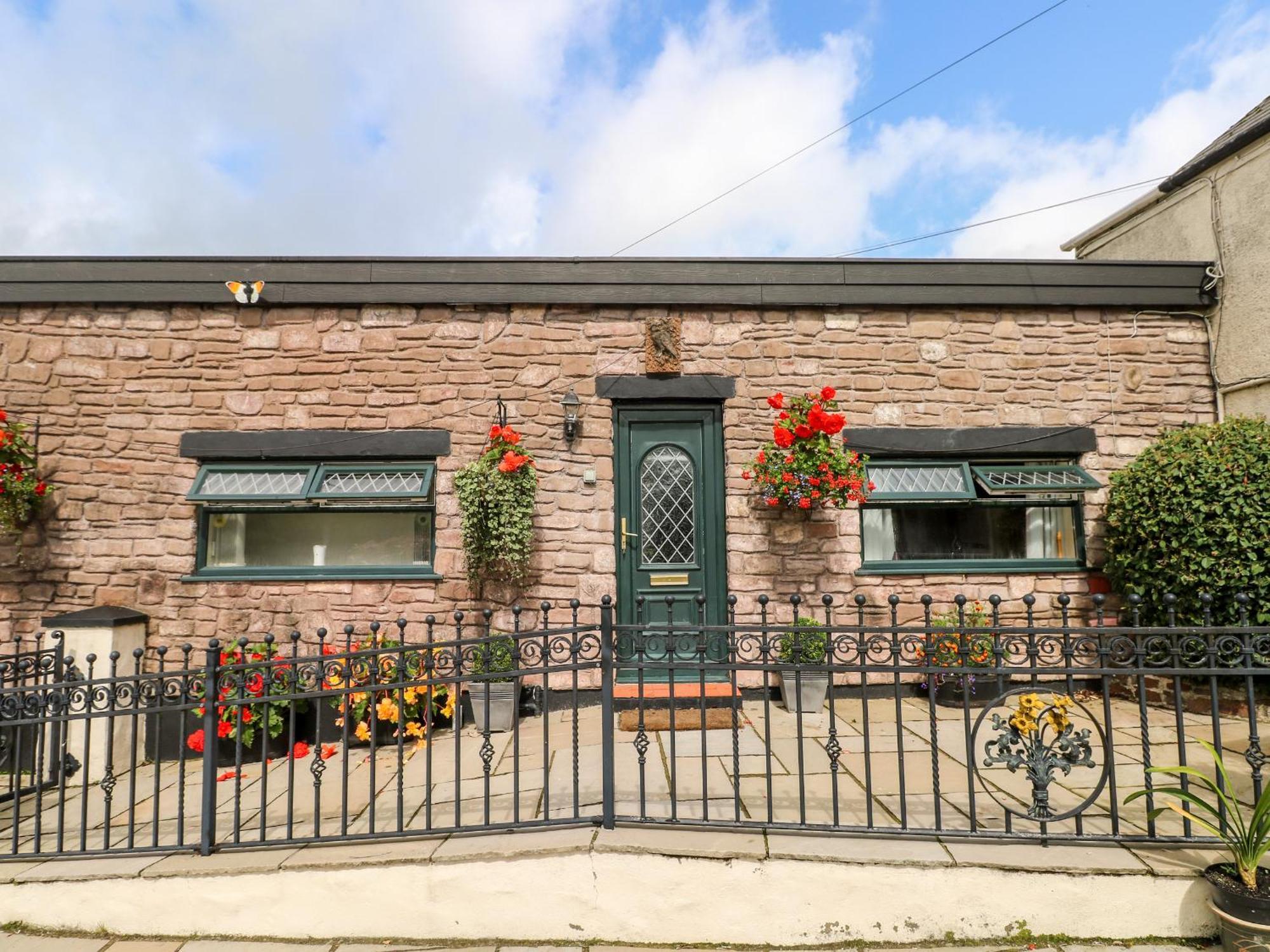 Ffynnonlwyd Cottage Llangynin Ngoại thất bức ảnh