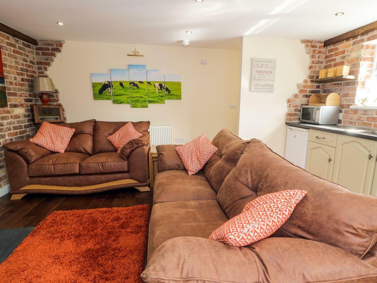 Ffynnonlwyd Cottage Llangynin Ngoại thất bức ảnh